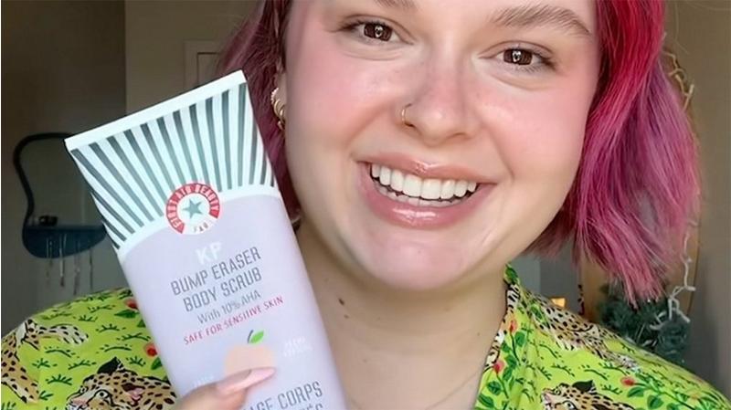 First Aid Beauty KP Bump Eraser Body Scrub with 10% AHA Fresh Peach #9